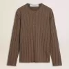Herrenpullover in Travertinfarbe mit „Golden”-Patch-Schriftzug auf der Rückseite