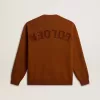 Herrenpullover mit Rundhalsausschnitt und Logo auf der Rückseite Herrenpullover mit Rundhalsausschnitt und Logo auf der Rückseite
