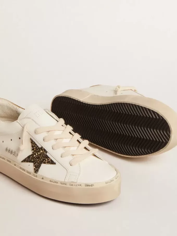 Hi Star LTD mit schwarz-goldenem Glitzerstern und goldener Fersenlasche