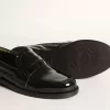 Jerry Loafer aus schwarzem Lackleder Jerry Loafer aus schwarzem Lackleder