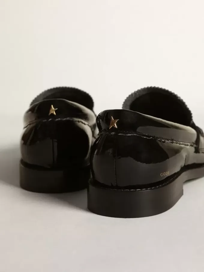 Jerry Loafer aus schwarzem Lackleder Jerry Loafer aus schwarzem Lackleder