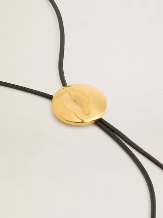 Jewelmates Bolo-Krawattenkette aus schwarzem Leder mit antikgoldenen Metalldetails
