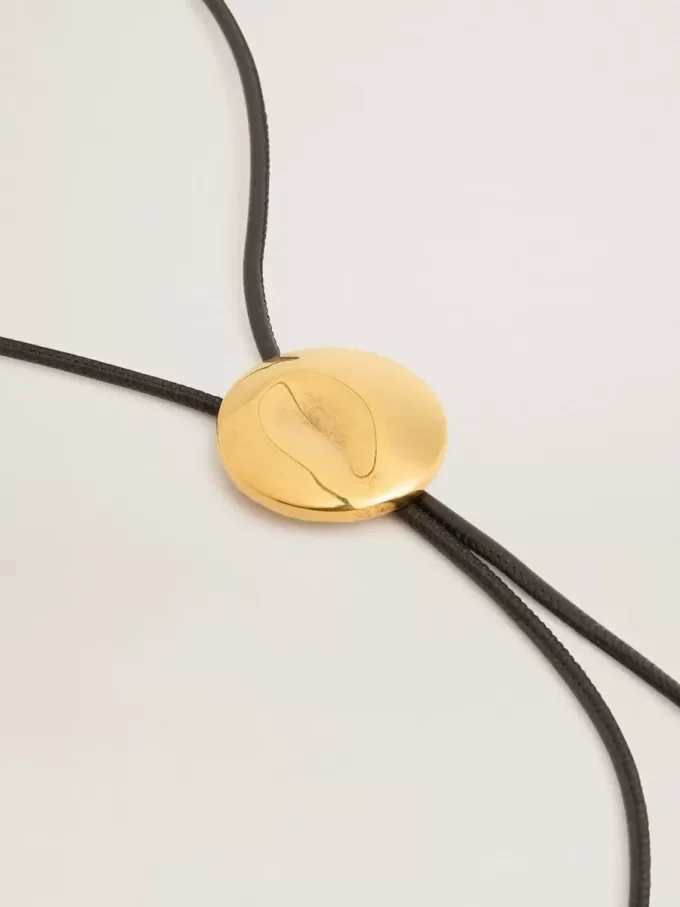 Jewelmates Bolo-Krawattenkette aus schwarzem Leder mit antikgoldenen Metalldetails