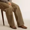 Junge Stiefeletten aus dunkelbraunem Wildleder