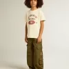 Jungen-T-Shirt in Used-Weiß mit mehrfarbigem Schriftzug Jungen-T-Shirt in Used-Weiß mit mehrfarbigem Schriftzug