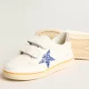Junior Ball Star mit blauem Glitzerstern und beigem Wildleder-Fersenlasche Junior Ball Star mit blauem Glitzerstern und beigem Wildleder-Fersenlasche