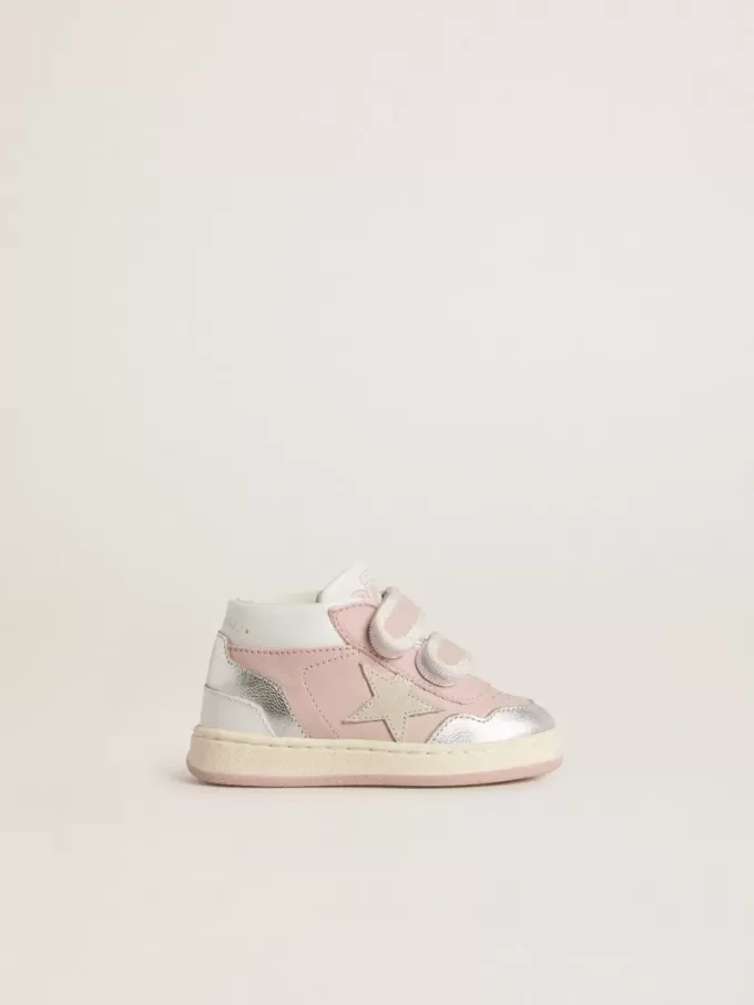 Junior June aus rosa Leder mit metallischen Ledereinsätzen und Stern aus Wildleder