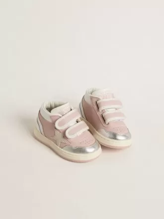 Junior June aus rosa Leder mit metallischen Ledereinsätzen und Stern aus Wildleder