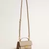 Kleine Venezia-Tasche aus beigem Leder mit Golddetails