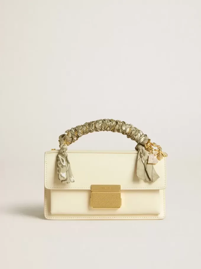 Kleine Venezia-Tasche aus butterfarbenem Leder mit geflochtenem Schal und doppeltem Anhänger