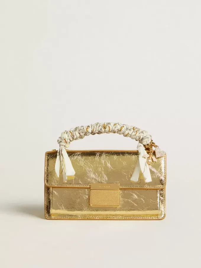 Kleine Venezia-Tasche aus goldfarbenem Metallic-Leder mit goldenen Details