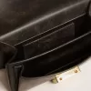 Kleine Venezia-Tasche aus schwarzem Distressed-Leder mit goldenen Details