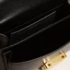 Kleine Venezia-Tasche aus schwarzem Leder mit Seidenschal