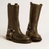 Kurt-Stiefel aus schwarzem Leder mit silberner Schnalle