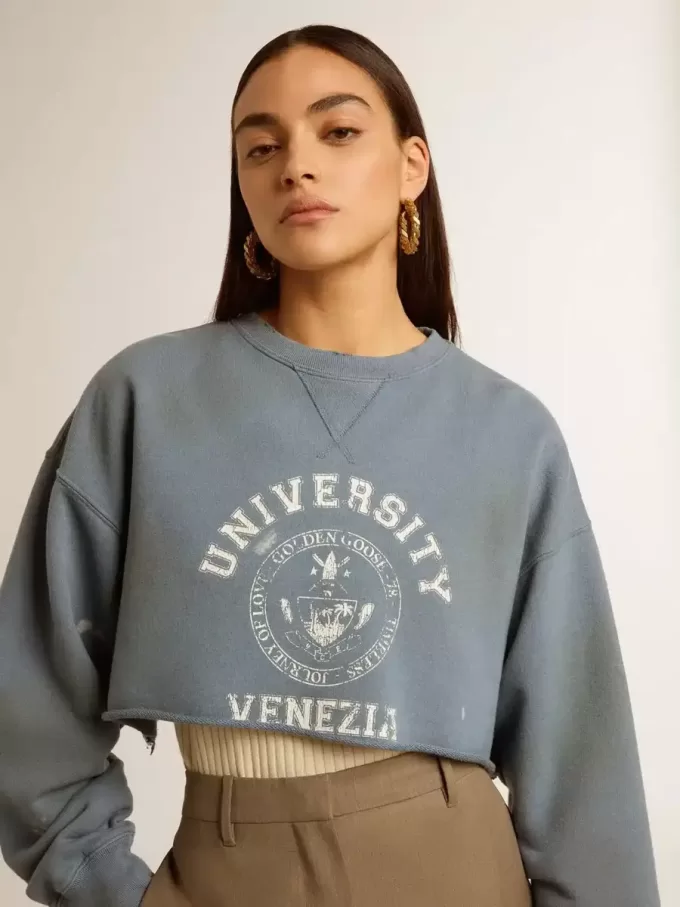Kurzes Sweatshirt in Babyblau mit Used-Look