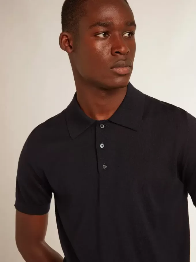 Kurzärmeliges Herren-Poloshirt aus marineblauer Merinowolle Kurzärmeliges Herren-Poloshirt aus marineblauer Merinowolle