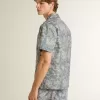 Kurzärmeliges Popeline-Hemd im Pyjama-Stil für Herren mit blau-weißem Marine-Print Kurzärmeliges Popeline-Hemd im Pyjama-Stil für Herren mit blau-weißem Marine-Print