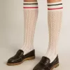 Lange gerippte Socken in Vintage-Weiß mit zweifarbigen Streifen Lange gerippte Socken in Vintage-Weiß mit zweifarbigen Streifen
