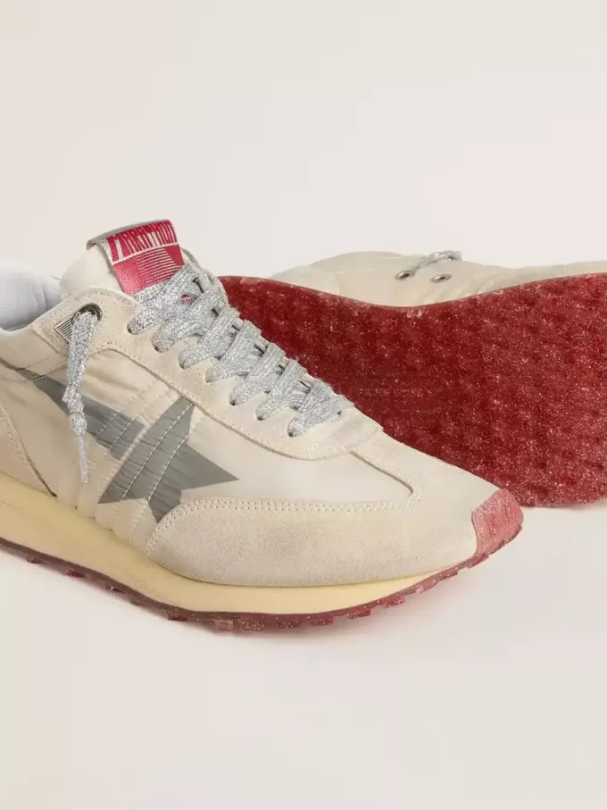 Marathon für Damen mit beigem Nylon-Obermaterial und grauem Stern