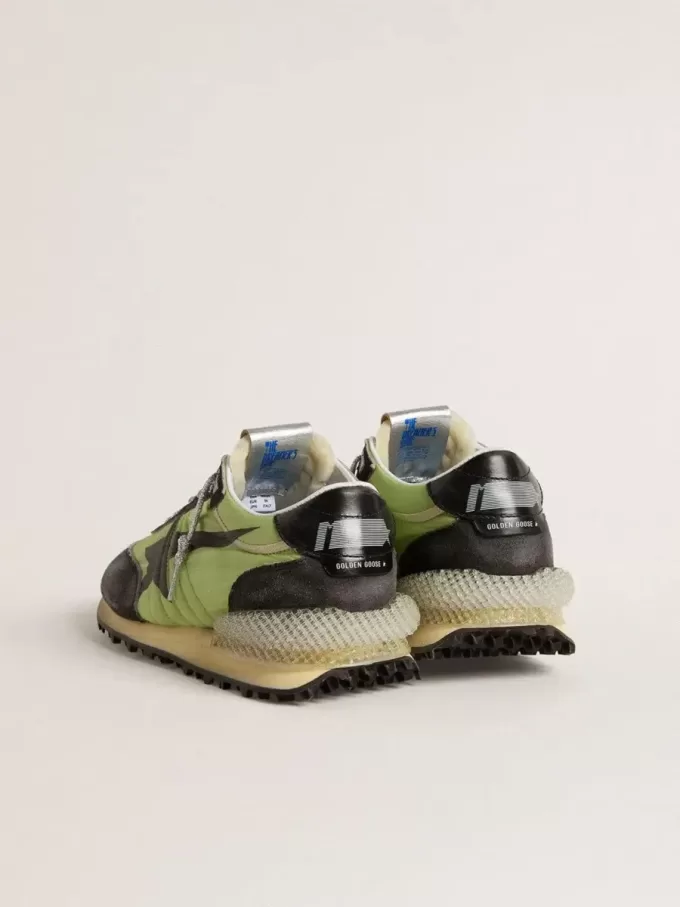 Marathon für Damen mit grünem Nylon-Obermaterial und schwarzem Stern Marathon für Damen mit grünem Nylon-Obermaterial und schwarzem Stern
