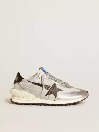 Marathon für Damen mit silbernem Ripstop-Nylon-Obermaterial und schwarzem Stern