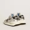 Marathon für Damen mit silbernem Ripstop-Nylon-Obermaterial und schwarzem Stern Marathon für Damen mit silbernem Ripstop-Nylon-Obermaterial und schwarzem Stern