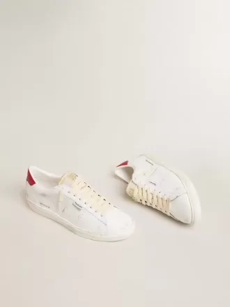 Matchstar aus glänzendem weißem Leder mit glänzender roter Leder-Fersenlasche