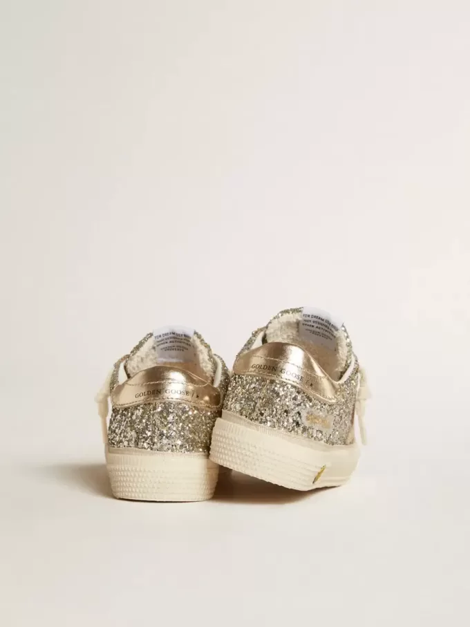 May Junior in Platin-Glitzer mit metallischem Lederstern und Fersenlasche