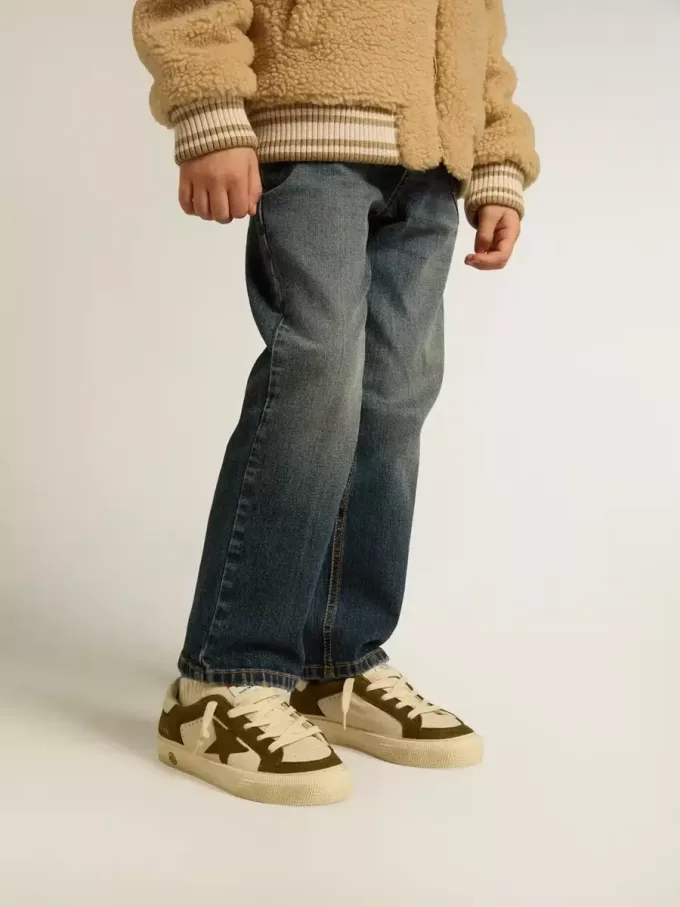 May Junior in weißem und militärgrünem Leder