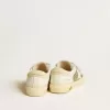 May School Young in Glitzer mit Lederstern und Fersenlasche aus Wildleder May School Young in Glitzer mit Lederstern und Fersenlasche aus Wildleder