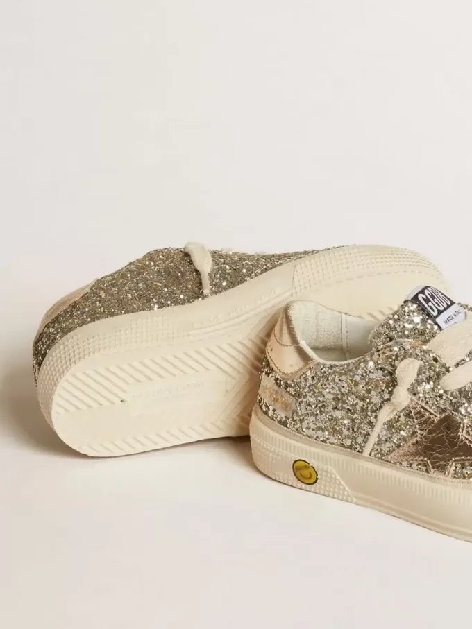May Teen in Platin-Glitzer mit goldenem Lederstern und Fersenlasche