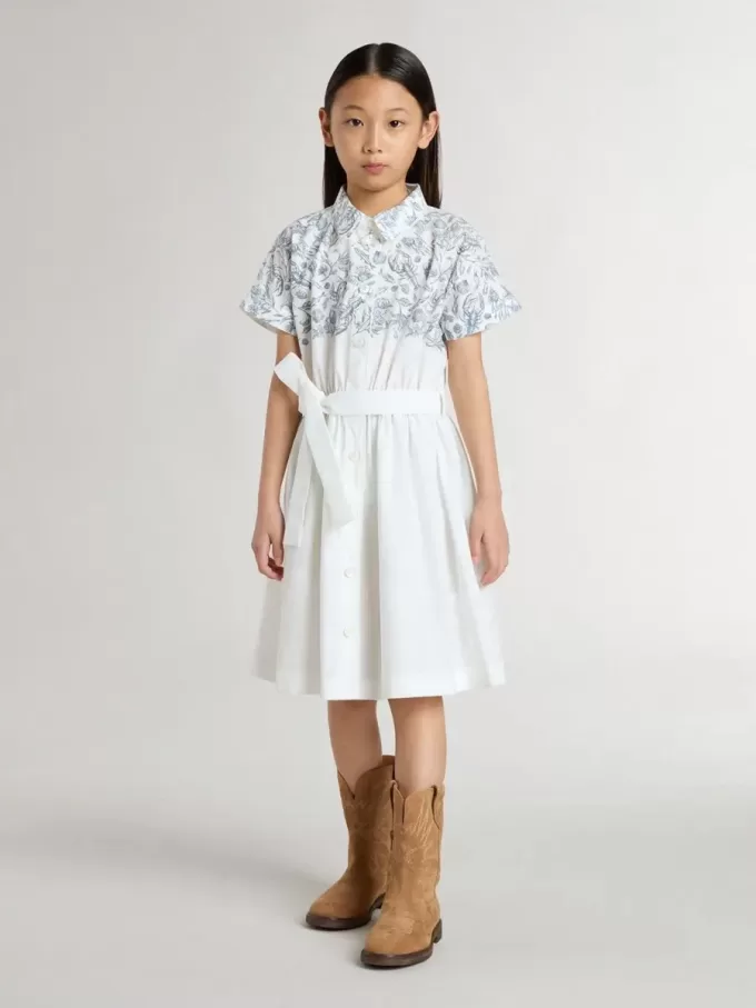 Mädchen-Hemdkleid aus weißer Baumwoll-Canvas mit blauem Marineprint und weißer Paspelierung