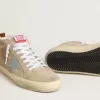 Mid Star für Herren aus beigem Wildleder mit hellblauem Lederstern und Fersenlasche Mid Star für Herren aus beigem Wildleder mit hellblauem Lederstern und Fersenlasche