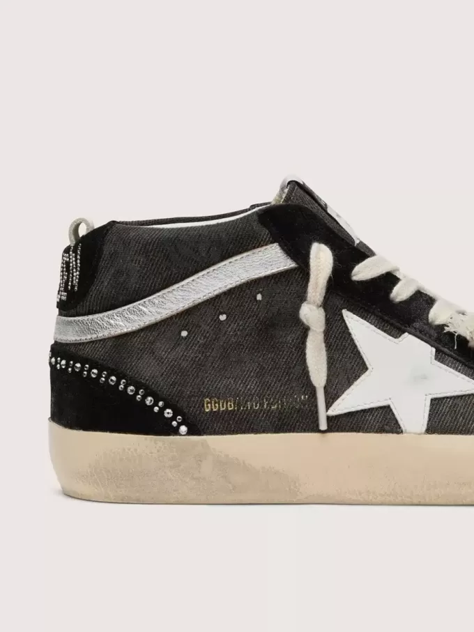 Mid Star LTD aus schwarzem Denim mit Wildledereinsätzen und Swarovski-Kristallen Mid Star LTD aus schwarzem Denim mit Wildledereinsätzen und Swarovski-Kristallen