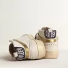 Mid Star mit rosa Wildlederstern und goldfarbenem Metallic-Lederstreifen