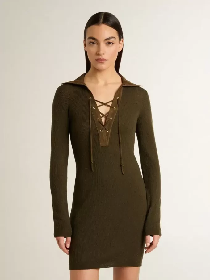 Militärgrünes Minikleid aus Wolle mit Lederdetails Militärgrünes Minikleid aus Wolle mit Lederdetails
