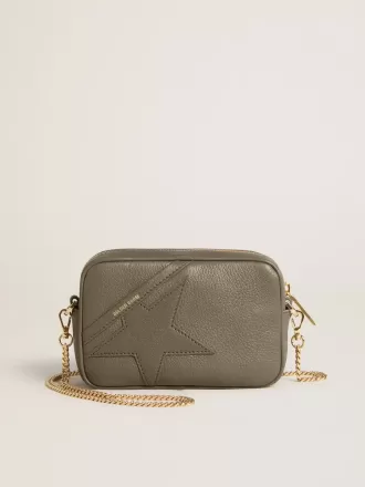 Mini Star Bag aus salbeigrünem Leder mit farblich abgestimmtem Stern