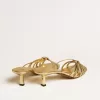 Nico Kitten-Heel-Sandalen aus metallisch goldenem Leder Nico Kitten-Heel-Sandalen aus metallisch goldenem Leder