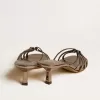 Nico Kitten-Heel-Sandalen aus metallisch grauem Leder