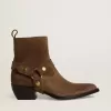 Niedrige Debbie-Stiefel aus taubengrauem Wildleder mit abnehmbarer Schnalle