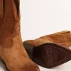 Niedrige Wish Star-Stiefel aus cognacfarbenem Wildleder mit eingearbeitetem Stern Niedrige Wish Star-Stiefel aus cognacfarbenem Wildleder mit eingearbeitetem Stern