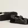 Noa Young Sandalen aus schwarzem Leder im Used-Look