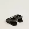 Noa Young Sandalen aus schwarzem Leder im Used-Look