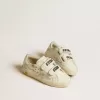 Old School Junior mit Stern aus Wildleder und Fersenlasche aus Metallic-Leder