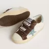 Old School Young aus Nappaleder mit hellblauem Wildlederstern und braunen Wildledereinsätzen Old School Young aus Nappaleder mit hellblauem Wildlederstern und braunen Wildledereinsätzen