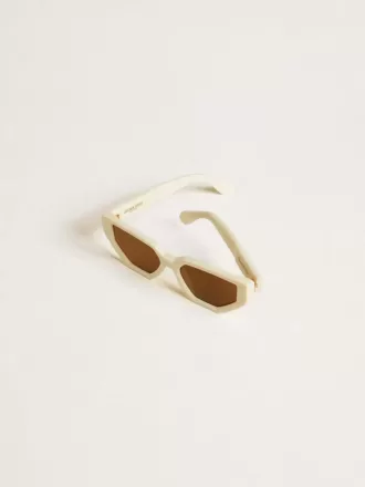 Rechteckige Sonnenbrille mit beigem Rahmen Rechteckige Sonnenbrille mit beigem Rahmen