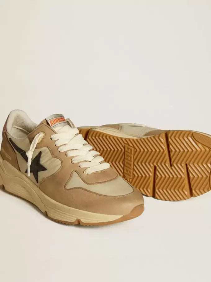 Running Sole LTD aus Nylon und Nubukleder mit Lederstern und Fersenlasche Running Sole LTD aus Nylon und Nubukleder mit Lederstern und Fersenlasche