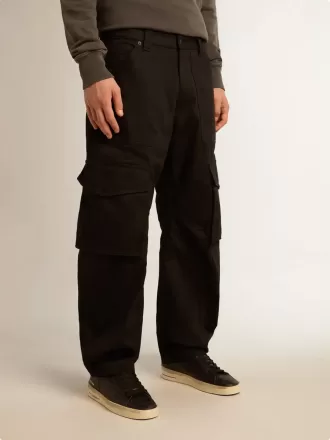 Schwarze Cargohose