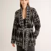 Schwarze Damenstrickjacke mit Gürtel und Kristallen Schwarze Damenstrickjacke mit Gürtel und Kristallen