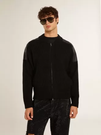 Schwarze Herrenjacke aus Merinowolle mit Lederaufnähern